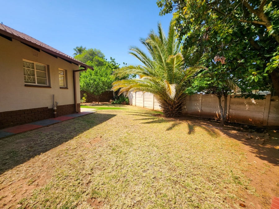 4 Bedroom Property for Sale in Wilkoppies North West